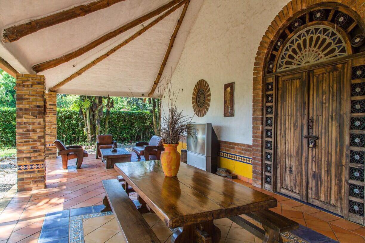 Hotel Hacienda Gualanday Apiay Exteriör bild